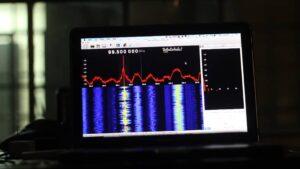 steal data radio signals