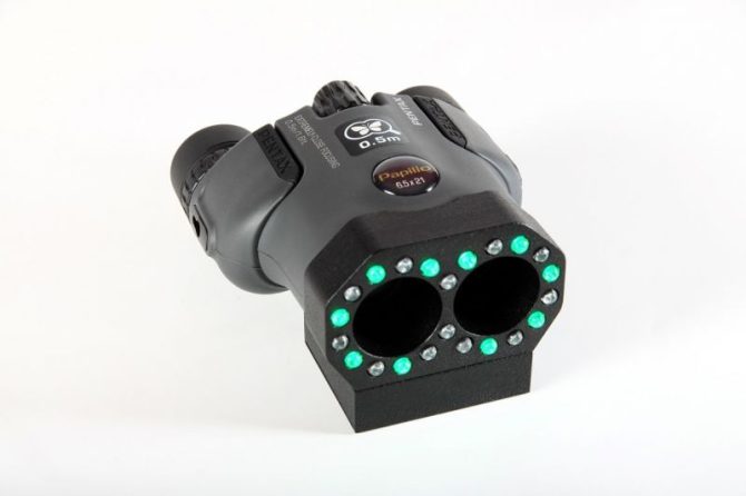 Optic-2 hidden camera detector showing green light detection of a concealed camera