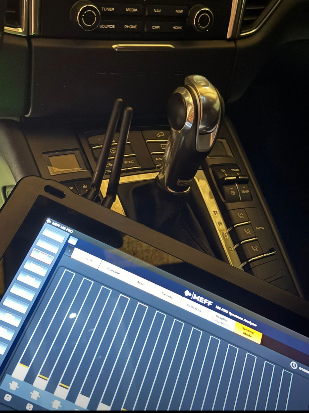 MEFF M2-PRO – AI-Powered TSCM Spectrum Analyzer - Image 4